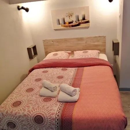 Апартаменты T2 Bis Quartier Chateau De *